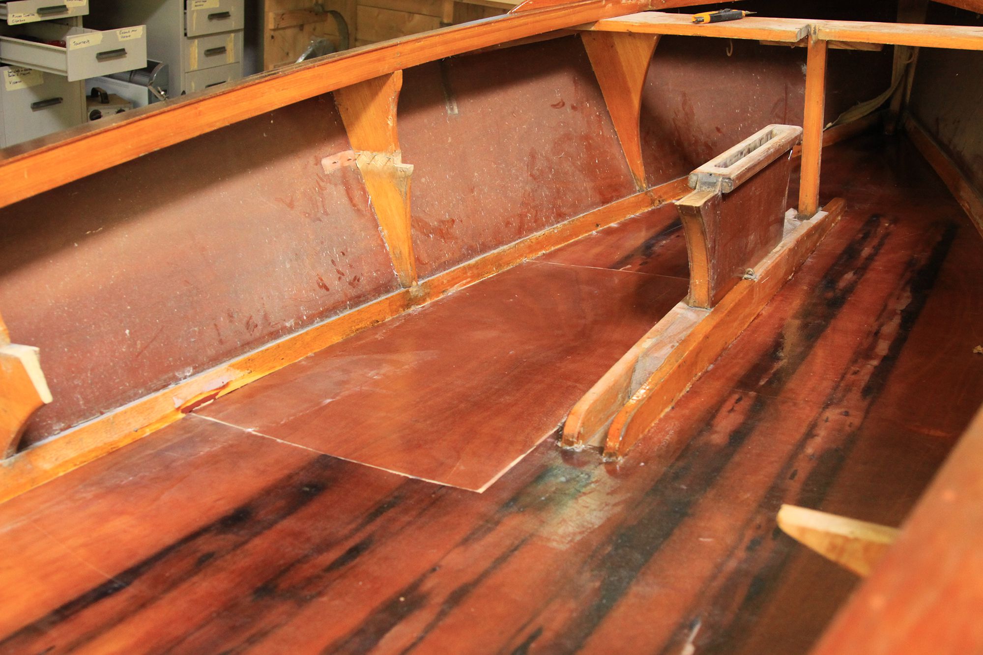 réparation bateau bois